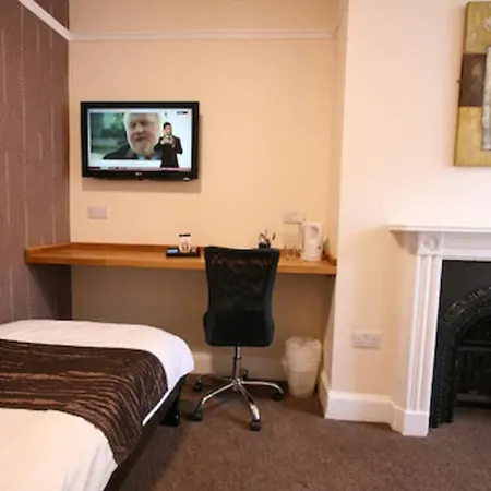Central Hotel Cheltenham-2